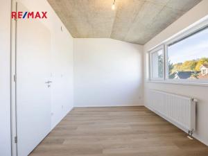 Prodej bytu 3+kk, Praha - Hrdlořezy, Českobrodská, 87 m2