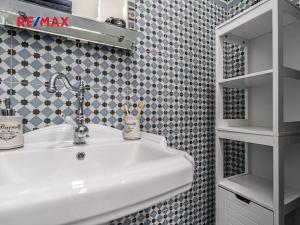 Prodej rodinného domu, Včelákov, 358 m2