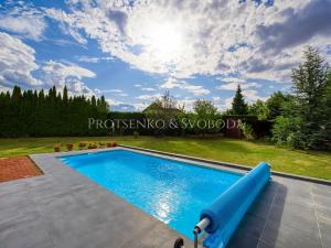 Prodej rodinného domu, Hostivice, náměstí Jana IV. z Dražic, 185 m2