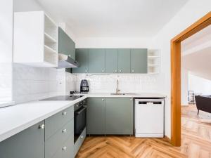 Pronájem bytu 2+kk, Praha - Staré Město, Ovocný trh, 81 m2