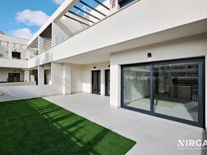 Prodej bytu 2+kk, Torrevieja, Španělsko, 67 m2