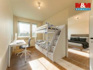 Prodej bytu 3+1, Pardubice - Polabiny, Lidická, 55 m2