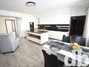 Pronájem bytu 3+kk, Karlovy Vary, Kosmonautů, 110 m2