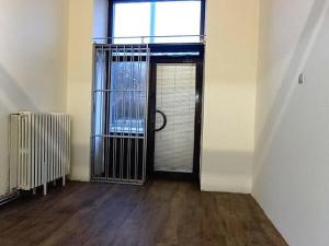 Pronájem obchodního prostoru, Praha - Libeň, Sokolovská, 23 m2