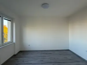 Pronájem bytu 2+1, Ostrava, Španielova, 55 m2