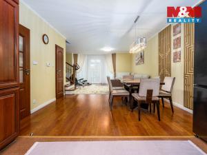 Prodej rodinného domu, Hostivice, náměstí Jana IV. z Dražic, 150 m2