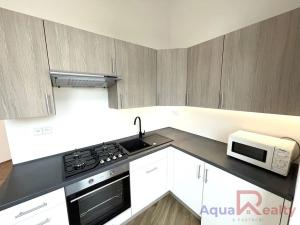 Pronájem bytu 1+1, Karlovy Vary, nábřeží Jana Palacha, 58 m2