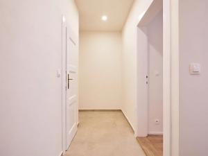 Prodej bytu 2+kk, Praha - Vinohrady, Hradecká, 43 m2