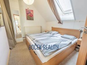 Prodej rodinného domu, Rynholec, nám. 1. máje, 259 m2