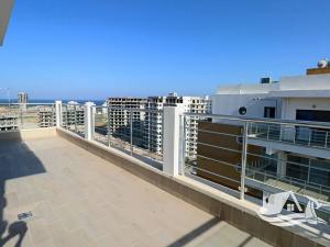 Prodej bytu 3+1, Trikomo, Kypr, 120 m2