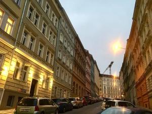 Pronájem bytu 2+kk, Praha - Žižkov, Blahníkova, 49 m2