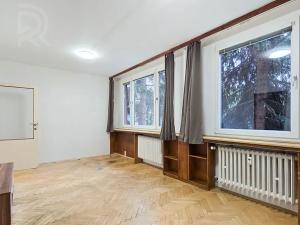 Pronájem bytu 2+1, Praha - Strašnice, Křenická, 60 m2