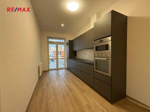 Pronájem bytu 2+1, Praha - Vršovice, Na louži, 70 m2