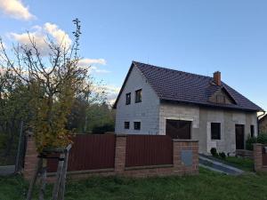 Prodej rodinného domu, Senička, 155 m2