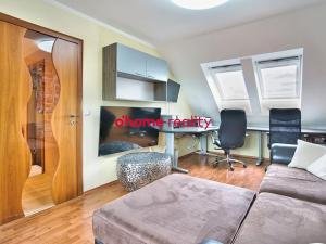 Prodej rodinného domu, Hlušovice, Loučky, 237 m2