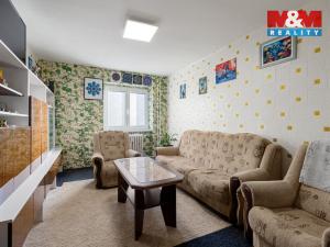 Prodej bytu 3+1, Jesenice, Školní, 55 m2