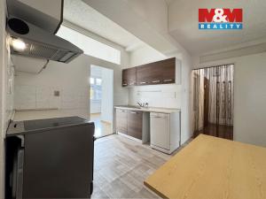 Prodej bytu 2+1, Karlovy Vary, Sokolovská, 56 m2