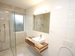 Pronájem rodinného domu, Horoměřice, Jasanová, 200 m2