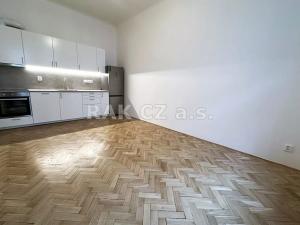 Pronájem bytu 3+1, Praha - Malá Strana, Plaská, 91 m2