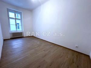 Pronájem bytu 3+1, Praha - Malá Strana, Plaská, 91 m2