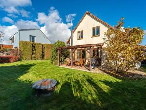 Prodej rodinného domu, Květnice, Sosnová, 104 m2