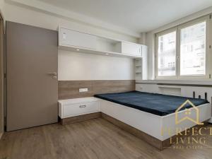 Pronájem bytu 1+kk, Praha - Vinohrady, Lucemburská, 31 m2