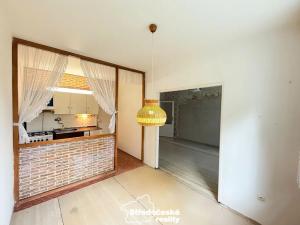 Prodej bytu 3+1, Praha - Strašnice, Nedvězská, 68 m2