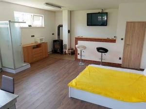 Prodej rodinného domu, Kozojedy, U Studánky, 42 m2