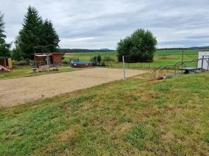 Prodej komerční nemovitosti, Stráž, 170 m2