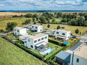 Pronájem rodinného domu, Přezletice, Školní, 120 m2