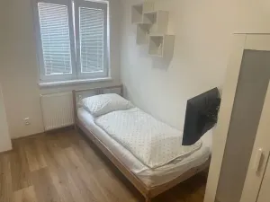 Pronájem bytu 1+kk, Kadaň, Školní, 19 m2