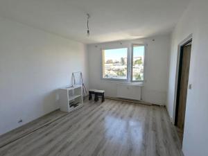 Pronájem bytu 1+1, Chomutov, Písečná, 36 m2