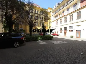 Pronájem kanceláře, Praha - Smíchov, Štefánikova, 70 m2