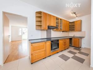 Prodej bytu 3+1, Pardubice, Bulharská, 99 m2