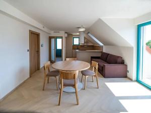 Pronájem bytu 3+kk, Lednice, Na Zahradách, 64 m2