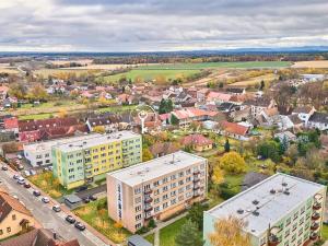 Prodej bytu 2+1, Lišov, Čechova, 63 m2