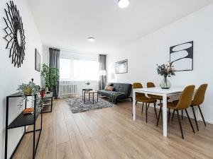 Prodej bytu 3+kk, Praha - Troja, Lublinská, 69 m2