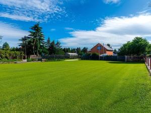Prodej pozemku pro bydlení, Jesenice, Bezová, 793 m2