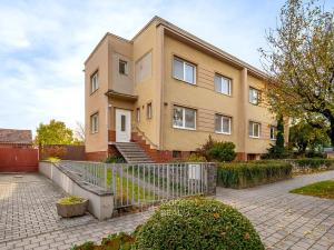 Prodej rodinného domu, Hustopeče, Komenského, 208 m2