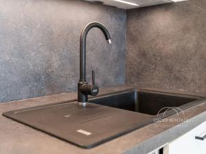 Pronájem bytu 1+kk, Praha - Chodov, Líbalova, 27 m2