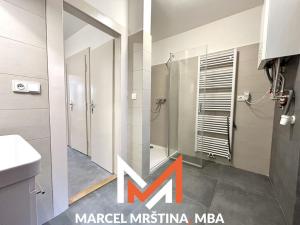 Pronájem bytu 2+1, Náchod, Husovo náměstí, 70 m2