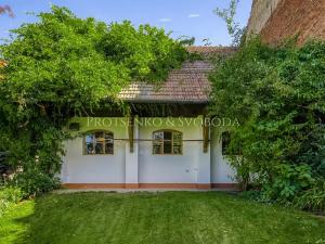 Prodej ordinace, Křižanov, Benešovo náměstí, 530 m2