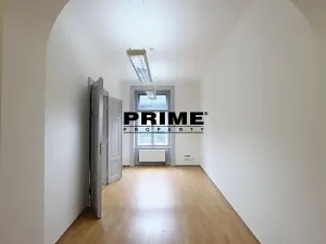 Pronájem kanceláře, Praha - Smíchov, Štefánikova, 70 m2