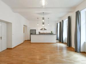 Pronájem bytu 3+kk, Praha - Vinohrady, Mánesova, 118 m2