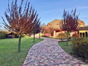 Prodej rodinného domu, Strančice - Všechromy, 295 m2