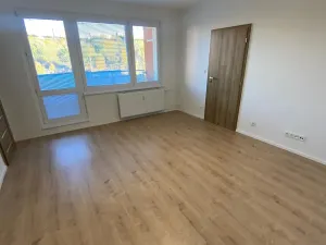 Prodej bytu 4+1, Zlín, Okružní, 82 m2