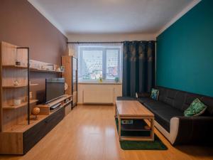 Pronájem bytu 2+1, Ostrava - Mariánské Hory, 28. října, 69 m2