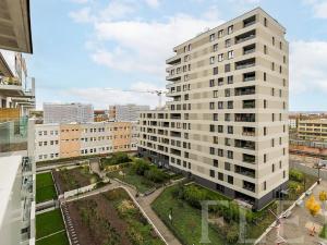 Pronájem bytu 1+kk, Praha - Vysočany, Fafkových, 37 m2