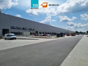Pronájem skladu, Pardubice, Nádražní, 2500 m2