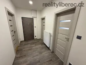 Pronájem bytu 3+kk, Liberec, Dobrovského, 82 m2